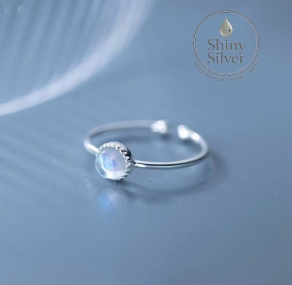 Cách Chọn Nhẫn Đá Moon Hợp Mệnh